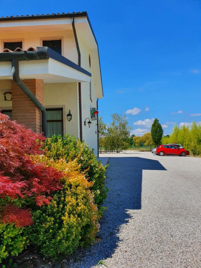 Agriturismo Il Cascinale トレヴィーゾ エクステリア 写真