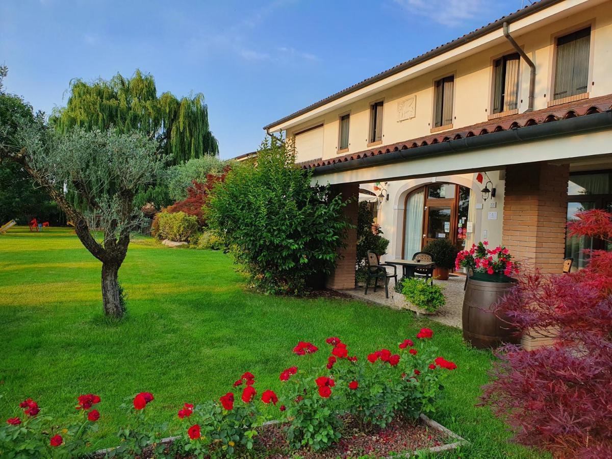 Agriturismo Il Cascinale トレヴィーゾ エクステリア 写真