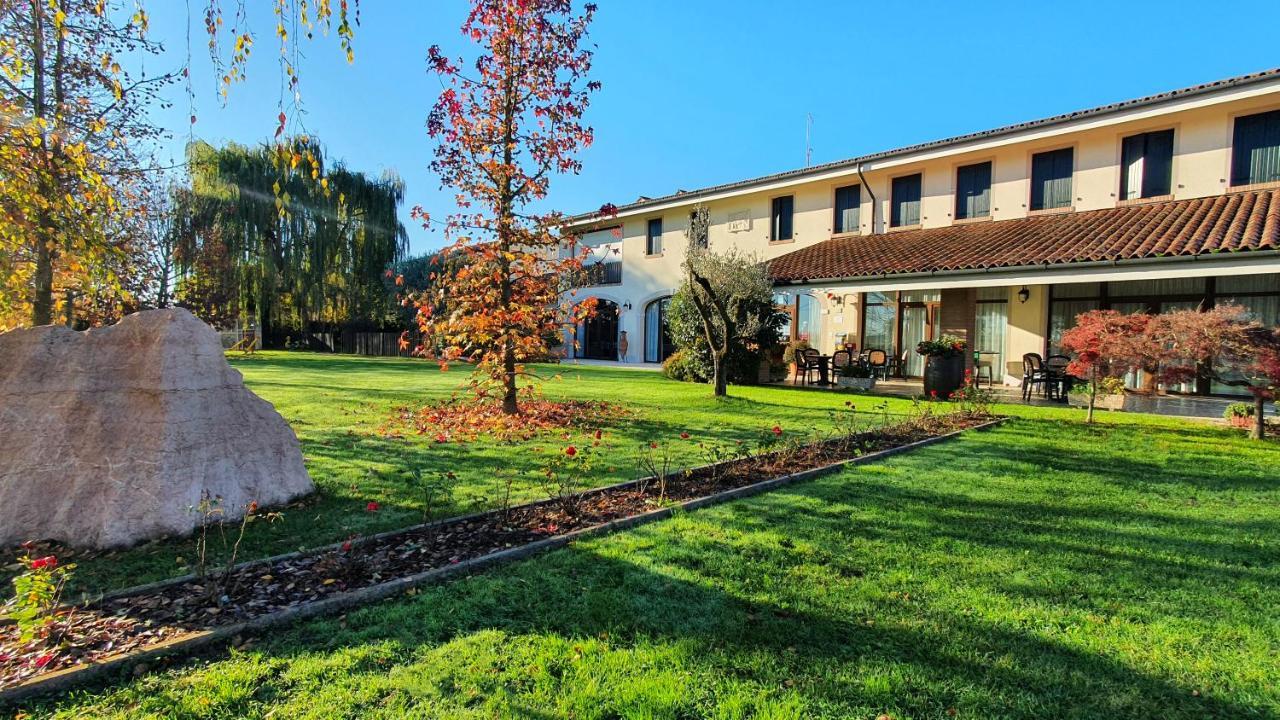 Agriturismo Il Cascinale トレヴィーゾ エクステリア 写真